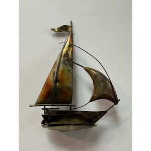 Handmade Vintage Patina Brass Sailboat Sailing Home Decor Figurine Art Display